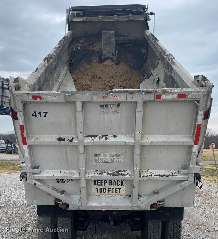 image for item JN9119 2005 Mack CV713 Granite  dump truck