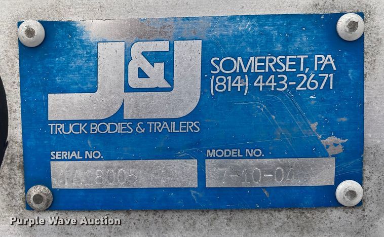 image for item JN9119 2005 Mack CV713 Granite  dump truck