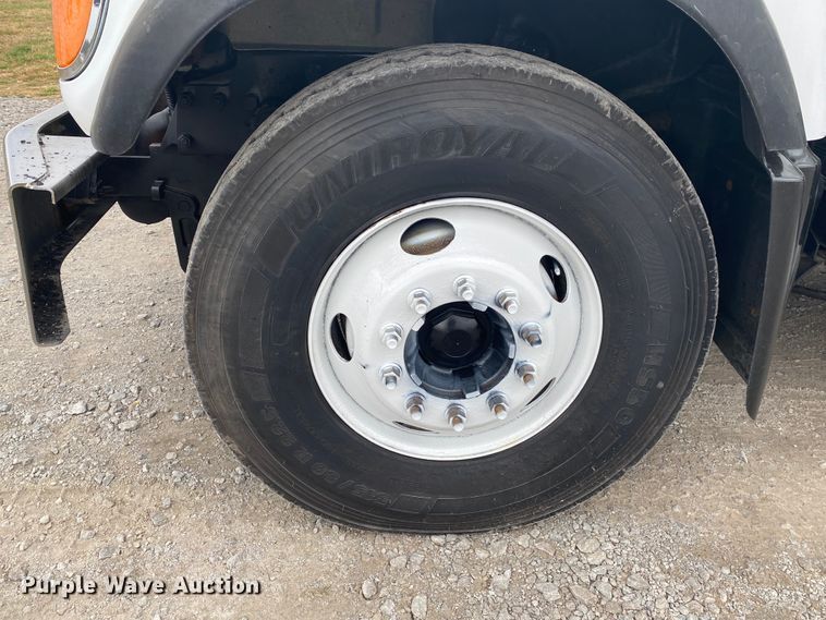 image for item JN9119 2005 Mack CV713 Granite  dump truck