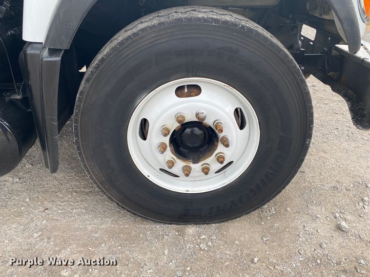 image for item JN9119 2005 Mack CV713 Granite  dump truck