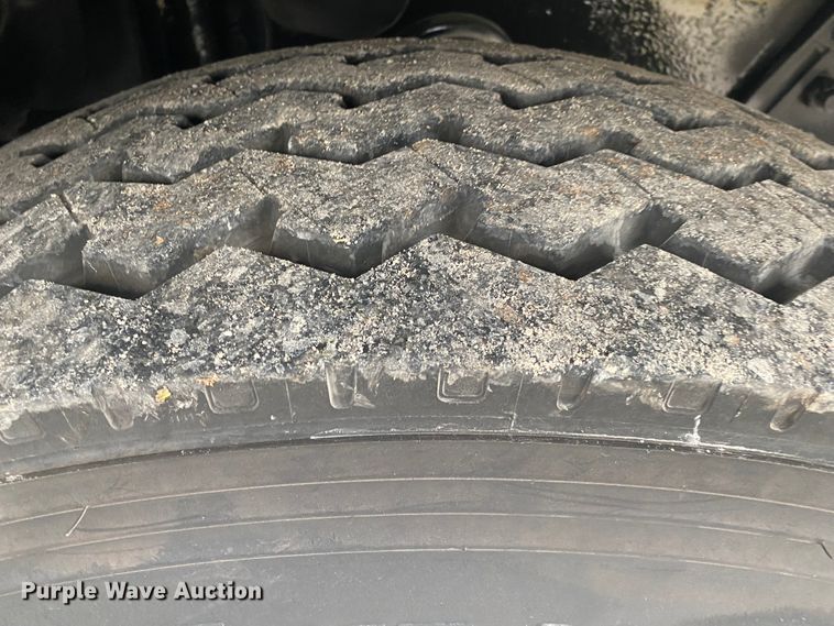 image for item JN9119 2005 Mack CV713 Granite  dump truck