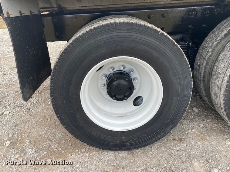 image for item JN9119 2005 Mack CV713 Granite  dump truck