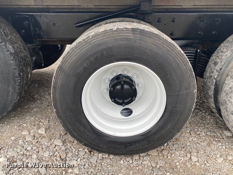 image for item JN9119 2005 Mack CV713 Granite  dump truck