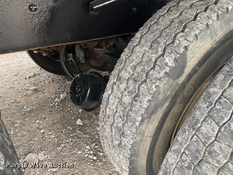 image for item JN9119 2005 Mack CV713 Granite  dump truck