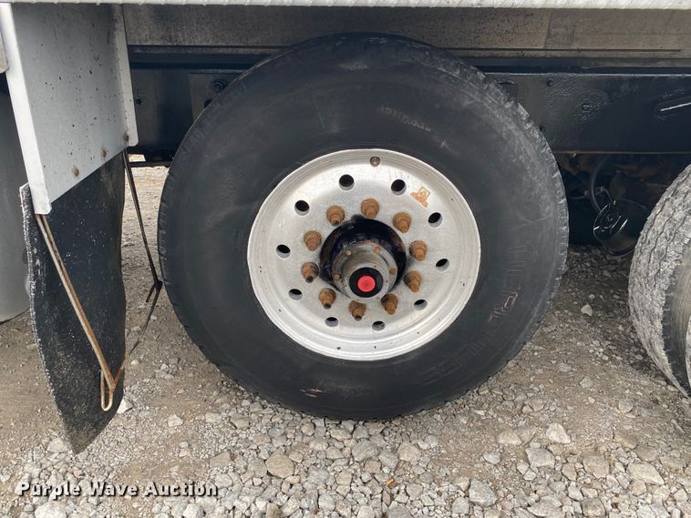 image for item JN9119 2005 Mack CV713 Granite  dump truck