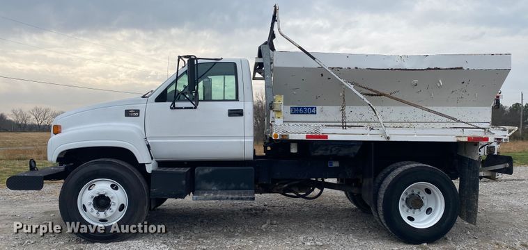 image for item JN9120 2000 Chevrolet C7500  spreader truck