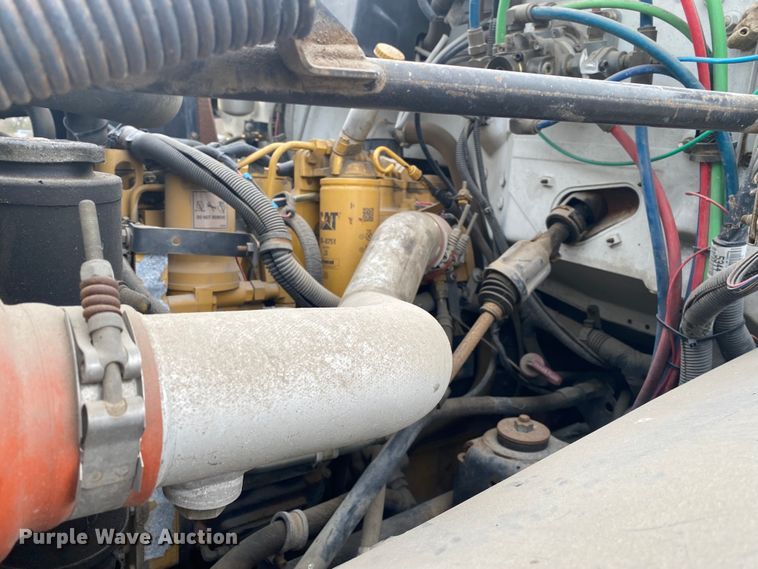 image for item JN9120 2000 Chevrolet C7500  spreader truck