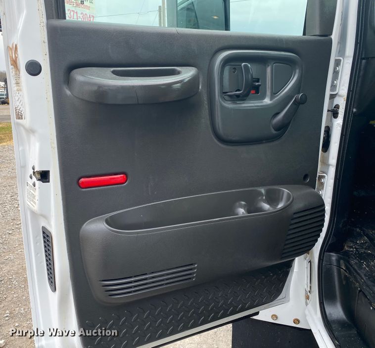 image for item JN9122 2003 Chevrolet C4500  bucket truck