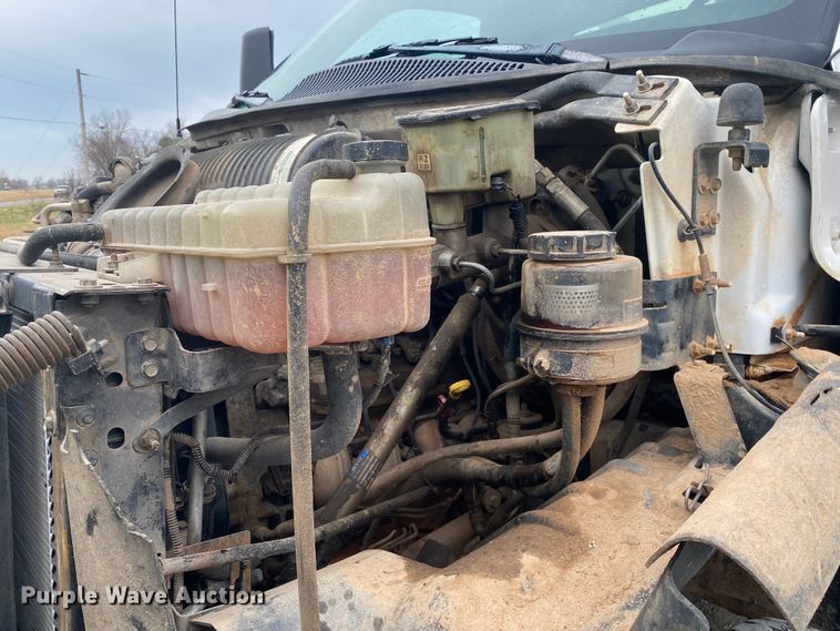 image for item JN9122 2003 Chevrolet C4500  bucket truck