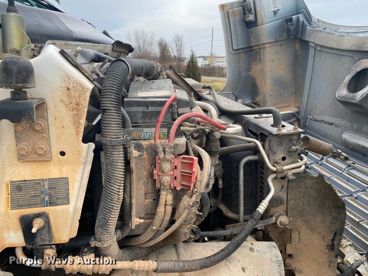 image for item JN9122 2003 Chevrolet C4500  bucket truck