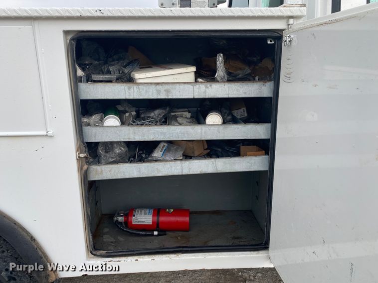 image for item JN9122 2003 Chevrolet C4500  bucket truck