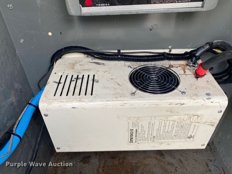 image for item JN9122 2003 Chevrolet C4500  bucket truck