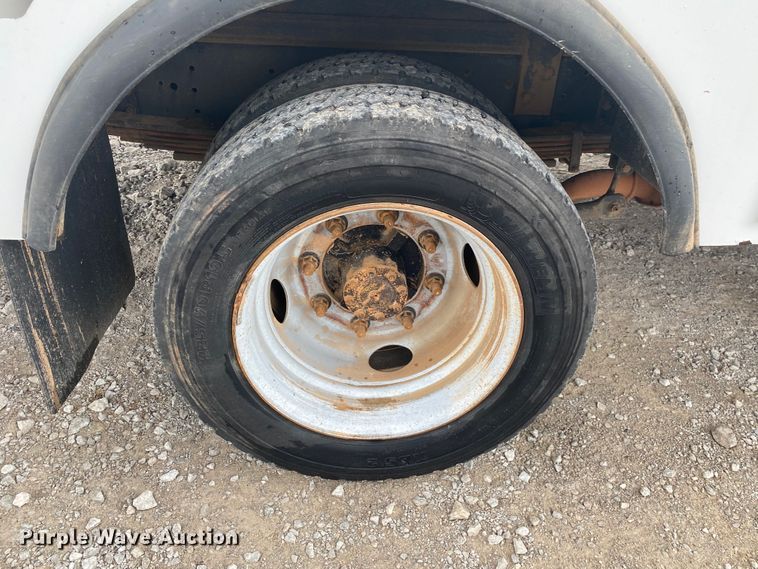 image for item JN9122 2003 Chevrolet C4500  bucket truck