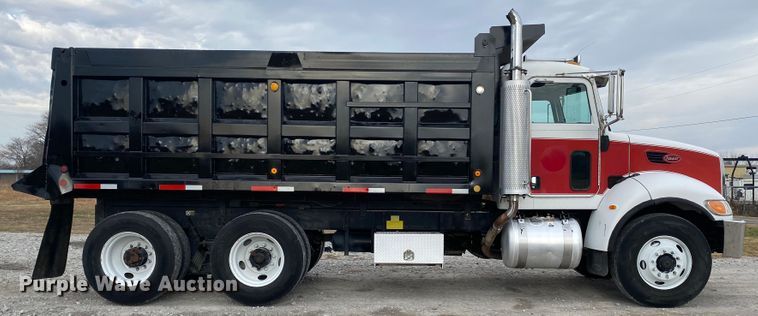 image for item JN9124 2006 Peterbilt 335  dump truck