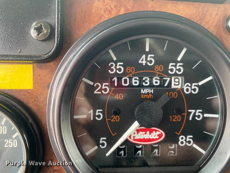 image for item JN9124 2006 Peterbilt 335  dump truck