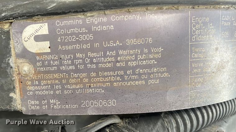 image for item JN9124 2006 Peterbilt 335  dump truck