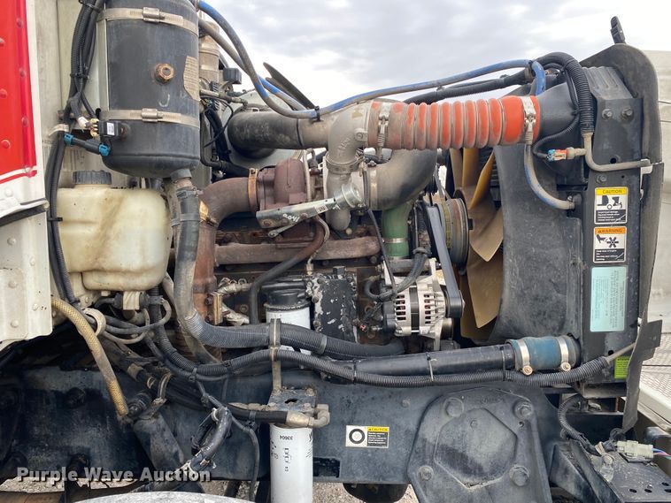 image for item JN9124 2006 Peterbilt 335  dump truck