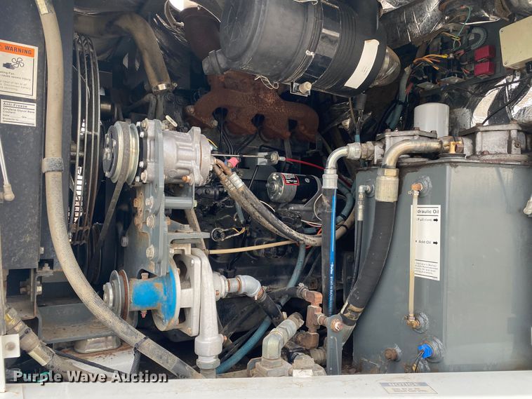 image for item JN9125 2006 Elgin Pelican  street sweeper