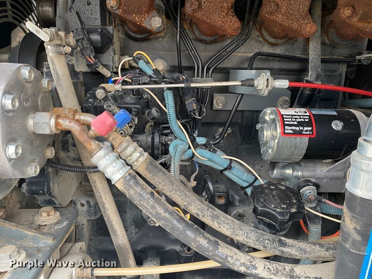 image for item JN9125 2006 Elgin Pelican  street sweeper