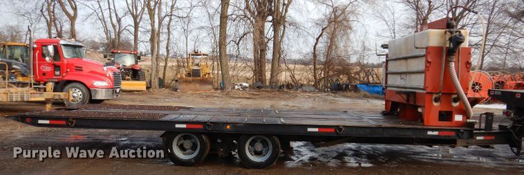 image for item KH9093 1993 Dynaweld  tilt deck equipment trailer with Ditch Witch MM9 mud mixer