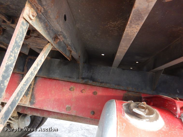 image for item KH9094 1995 Peterbilt 379  flatbed truck