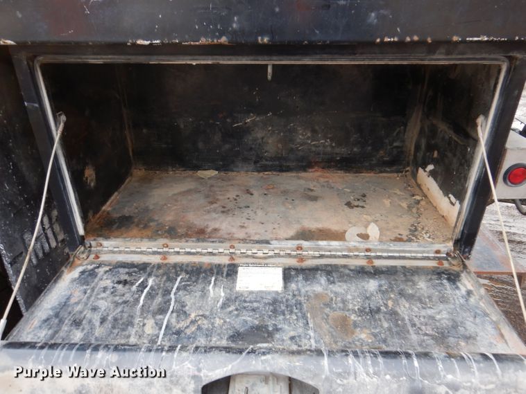 image for item KH9094 1995 Peterbilt 379  flatbed truck