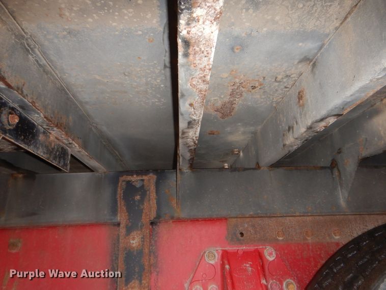 image for item KH9094 1995 Peterbilt 379  flatbed truck