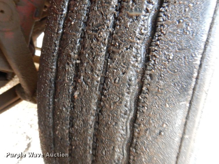 image for item KH9094 1995 Peterbilt 379  flatbed truck