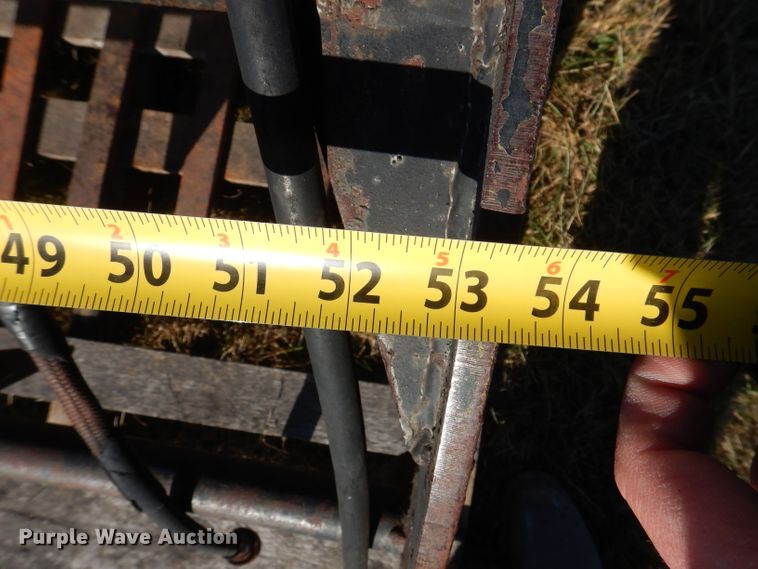 image for item KH9105 54" W skid steer grapple bucket