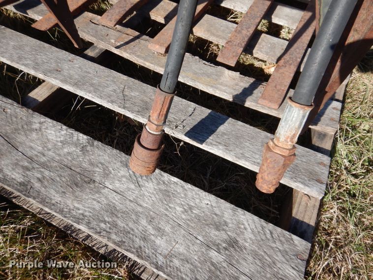 image for item KH9105 54" W skid steer grapple bucket