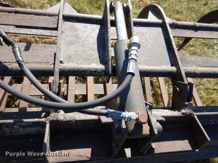 image for item KH9105 54" W skid steer grapple bucket