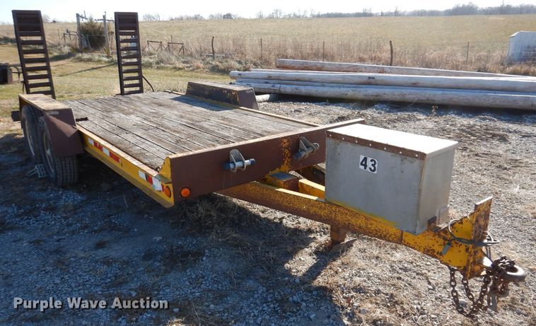 image for item KH9107 1998 Redi Haul FSL1427E  equipment trailer