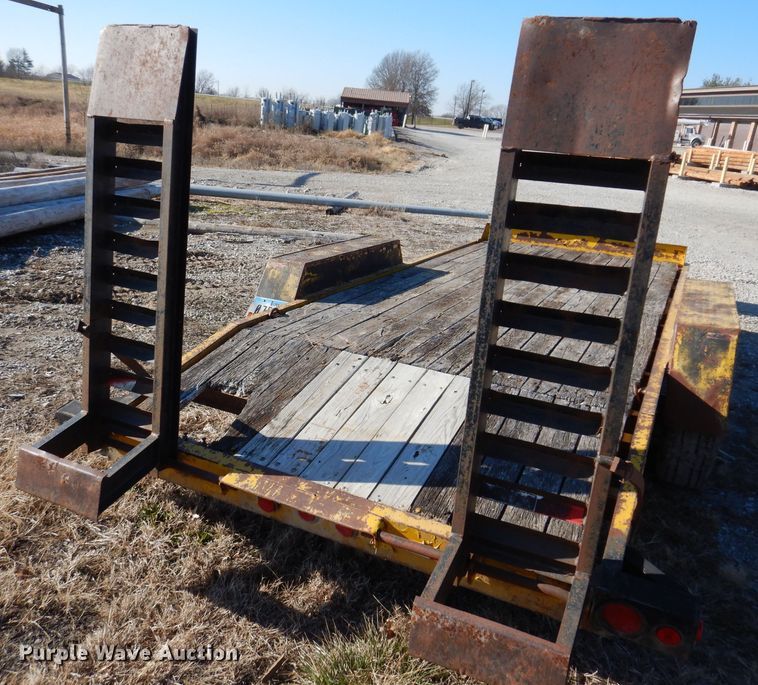 image for item KH9107 1998 Redi Haul FSL1427E  equipment trailer