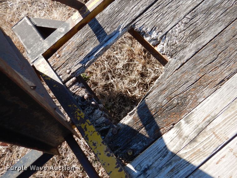 image for item KH9107 1998 Redi Haul FSL1427E  equipment trailer