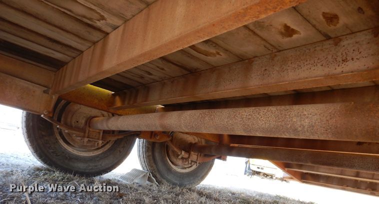 image for item KH9107 1998 Redi Haul FSL1427E  equipment trailer