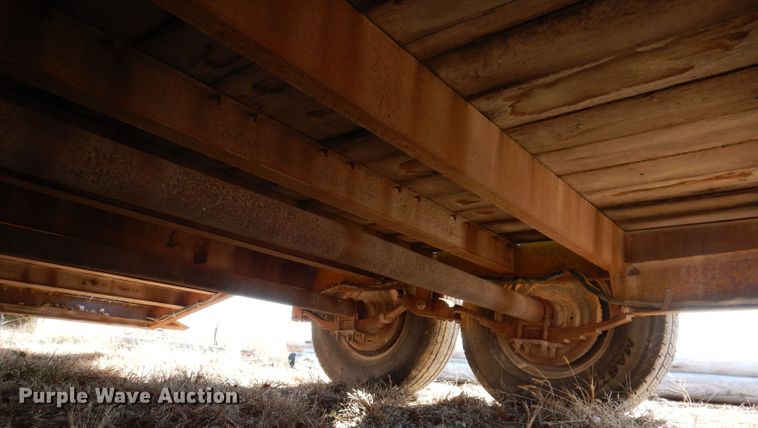 image for item KH9107 1998 Redi Haul FSL1427E  equipment trailer