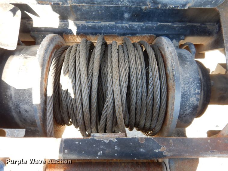 image for item KH9108 2011 International 7500  digger derrick truck