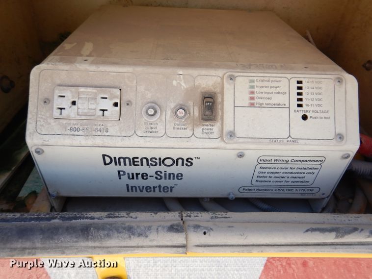 image for item KH9108 2011 International 7500  digger derrick truck