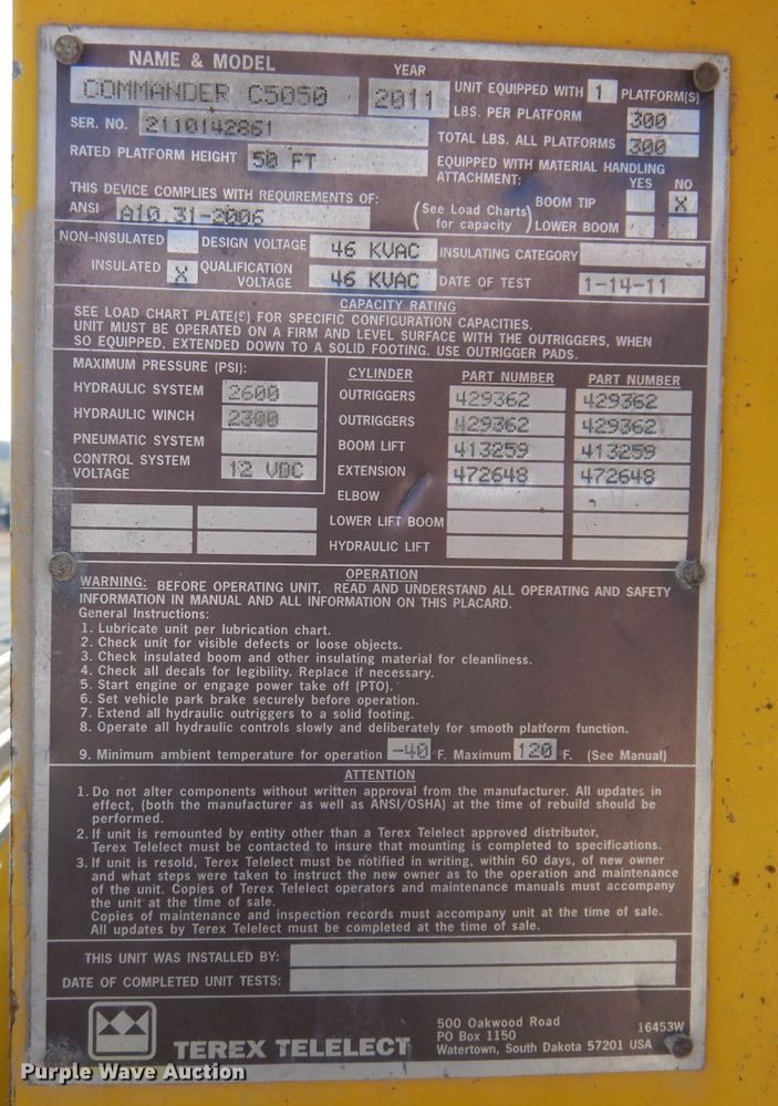 image for item KH9108 2011 International 7500  digger derrick truck