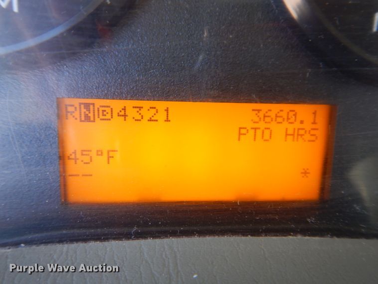 image for item KH9108 2011 International 7500  digger derrick truck