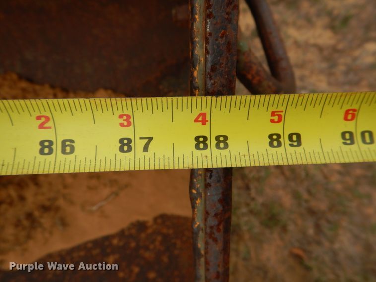 image for item KQ9611 1976 John Deere 410  backhoe