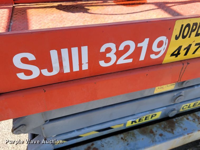 image for item KN9559 Skyjack SJIII 3219  scissor lift