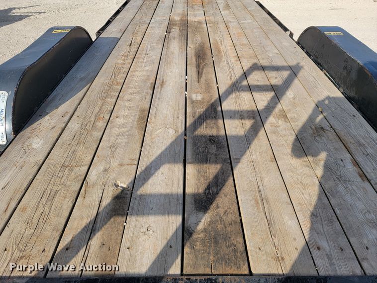 image for item KN9563 2017 Starlite  utility trailer