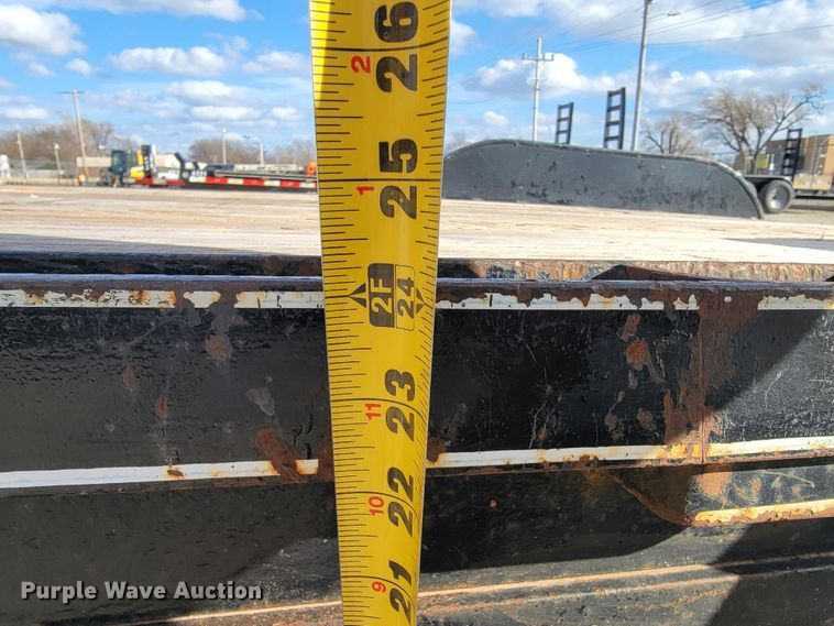 image for item KN9563 2017 Starlite  utility trailer