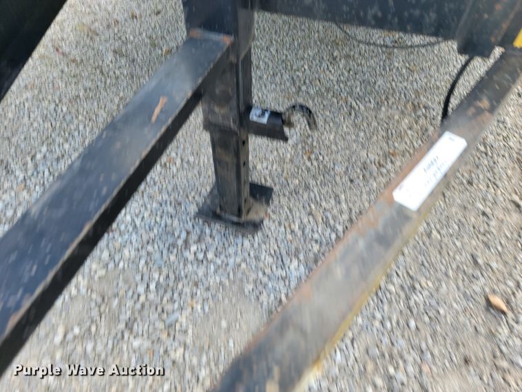 image for item KN9564 2013 Big Tex  utility trailer