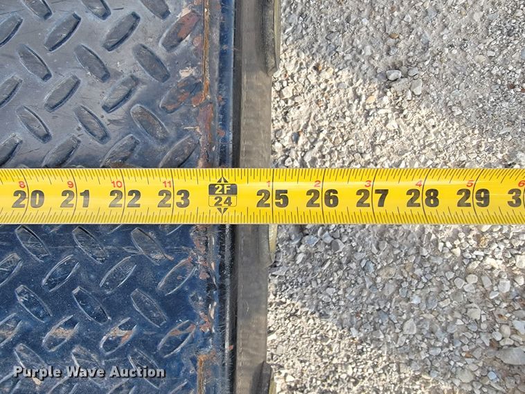 image for item KN9566 2019 Starlite  utility trailer