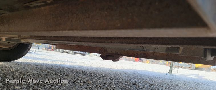 image for item KN9573 1994 Towmaster  tilt deck utility trailer