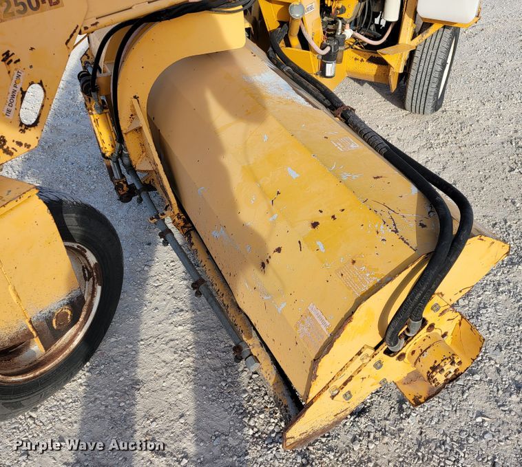 image for item KN9577 Broce 250-B  broom