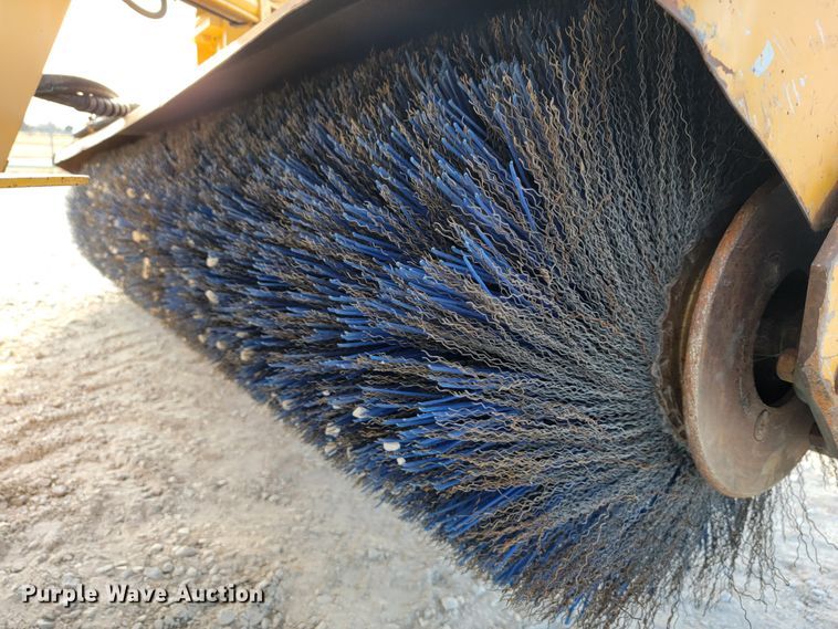 image for item KN9577 Broce 250-B  broom