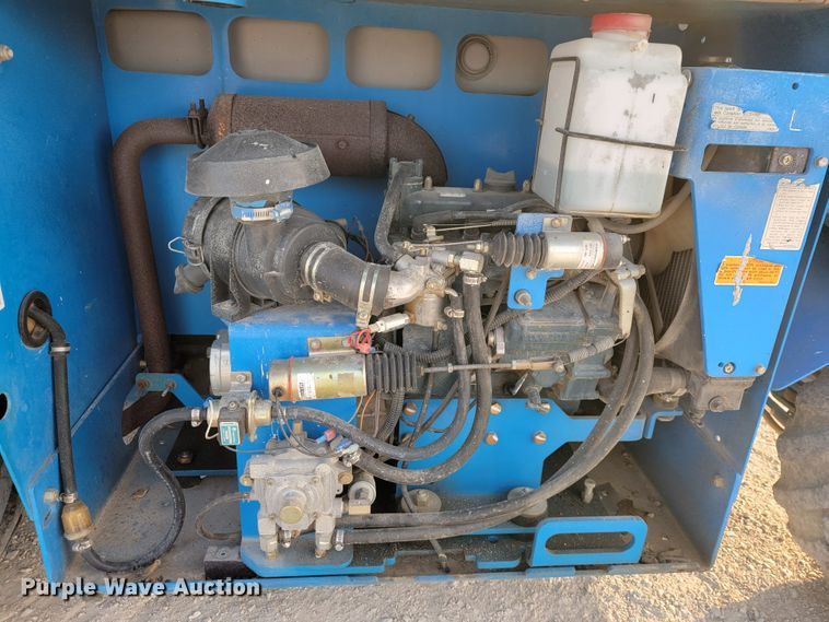 image for item KN9578 2006 Genie 2668 RT  scissor lift